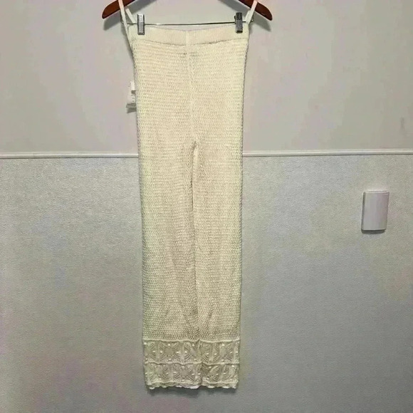 NWT! Pink Rose Crochet Knit Two Piece Set / Size XS / Cream - Picture 8 of 16